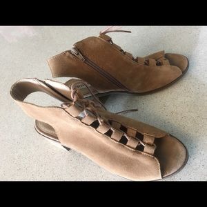 Steve Madden Adelene Open Toe Lace Up Suede Sandal